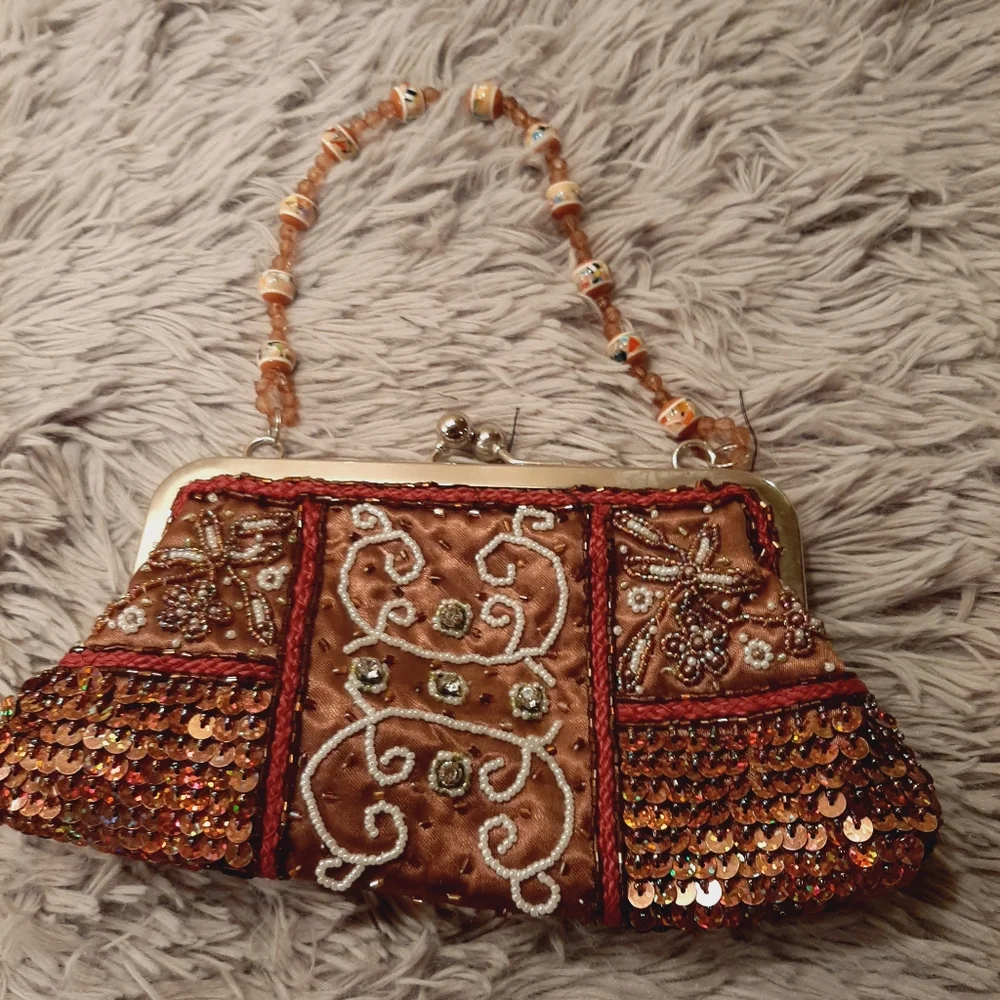 Vintage Beaded Clutch - Picture 4 of 13